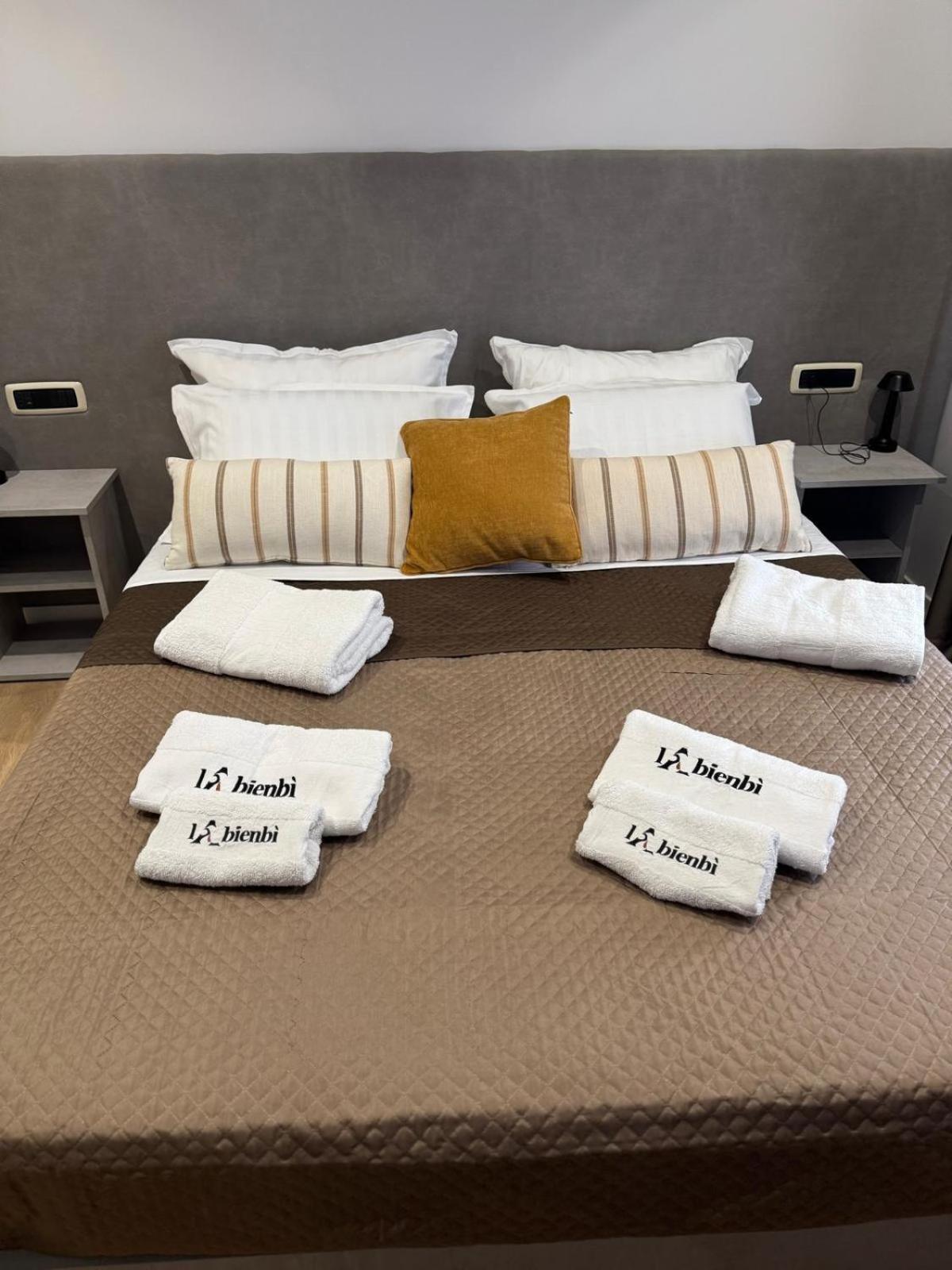 فندق Labienbi' كوزنسا المظهر الخارجي الصورة